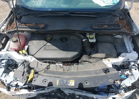 2019 Ford Escape Titanium z USA, uszkodzony, nr VIN 1FMCU9J90KUA84721